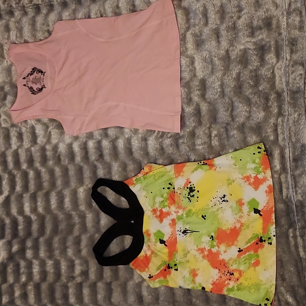 Bundle of 2 /M activewear tops